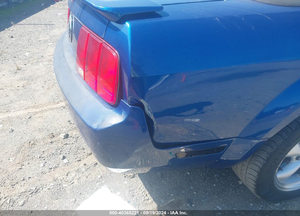 2007 FORD MUSTANG V6 DELUXE/V6 PREMIUM VIN: 1ZVFT84N075355430