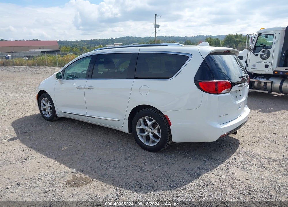 2017 CHRYSLER PACIFICA TOURING L PLUS VIN: 2C4RC1EG9HR541429