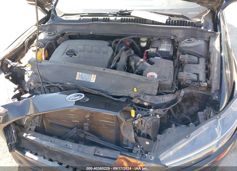 2015 FORD FUSION SE VIN: 1FA6P0HD8F5111779