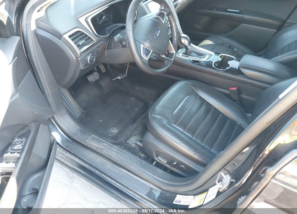 2015 FORD FUSION SE VIN: 1FA6P0HD8F5111779