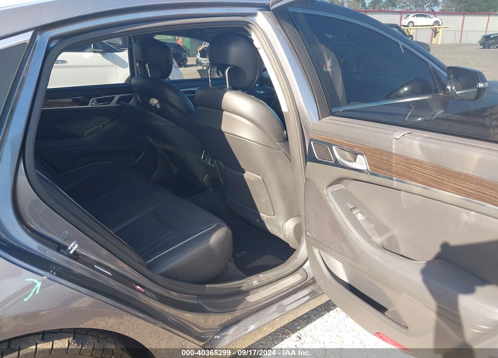 2016 HYUNDAI GENESIS 3.8 VIN: KMHGN4JEXGU106181