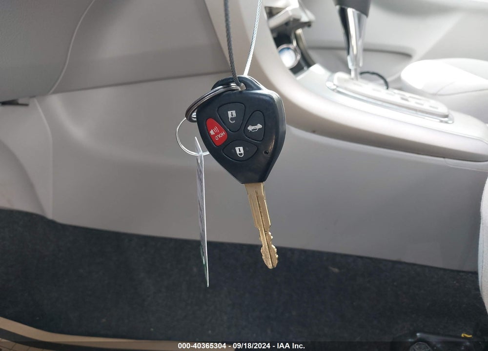2011 TOYOTA COROLLA LE VIN: JTDBU4EE4BJ108692