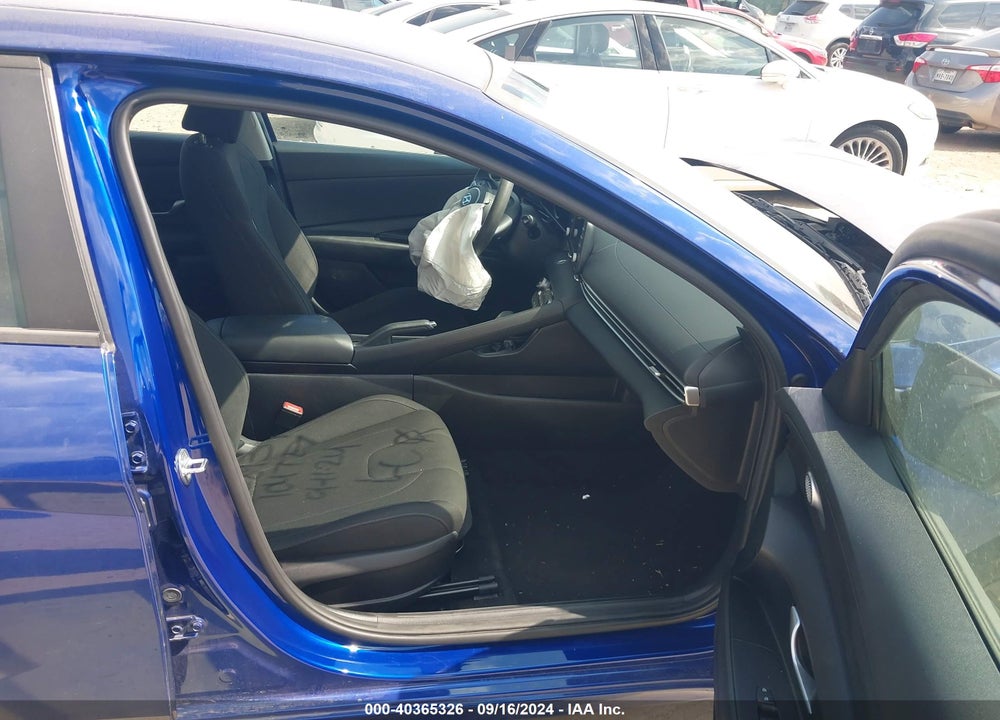2023 HYUNDAI ELANTRA SEL VIN: 5NPLM4AG9PH104729