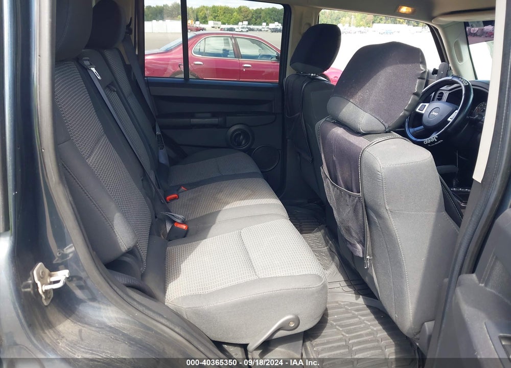 2008 JEEP COMMANDER SPORT VIN: 1J8HG48K98C131927