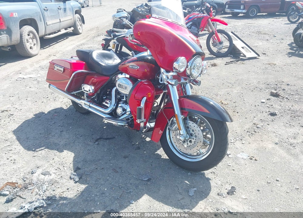 2007 HARLEY-DAVIDSON FLHTCUSE VIN: 1HD1PR8107Y954548