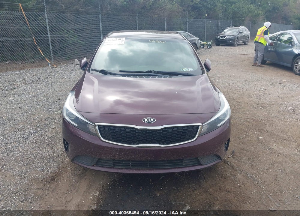 2017 KIA FORTE LX VIN: 3KPFK4A7XHE063021