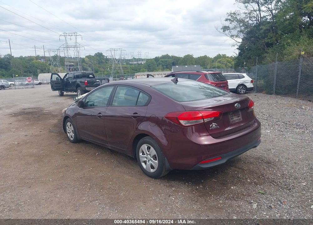 2017 KIA FORTE LX VIN: 3KPFK4A7XHE063021