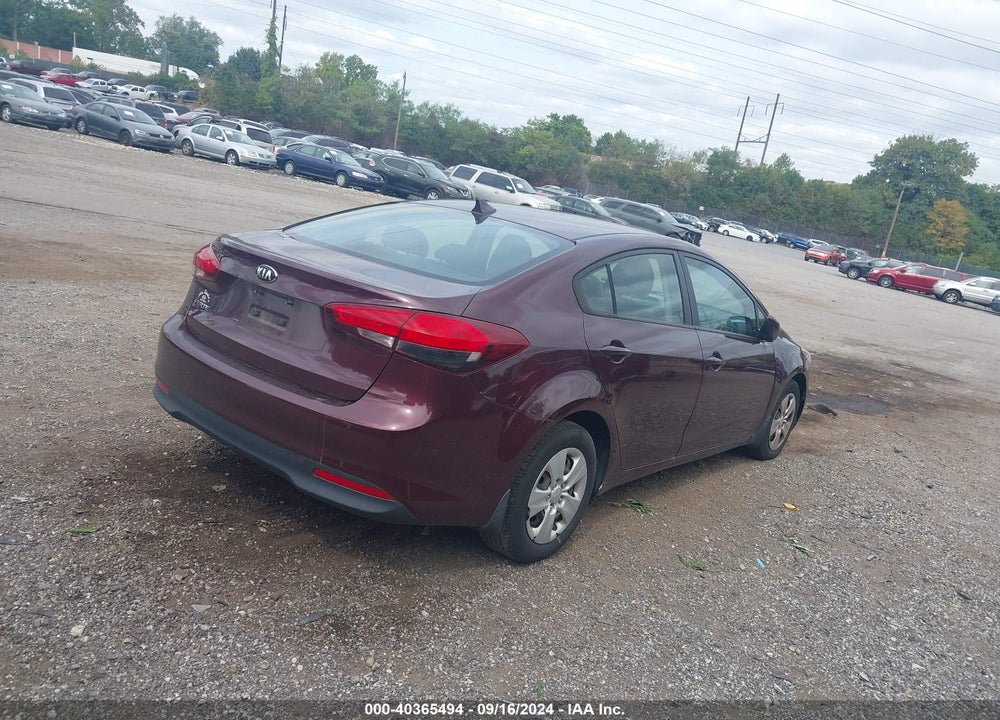 2017 KIA FORTE LX VIN: 3KPFK4A7XHE063021