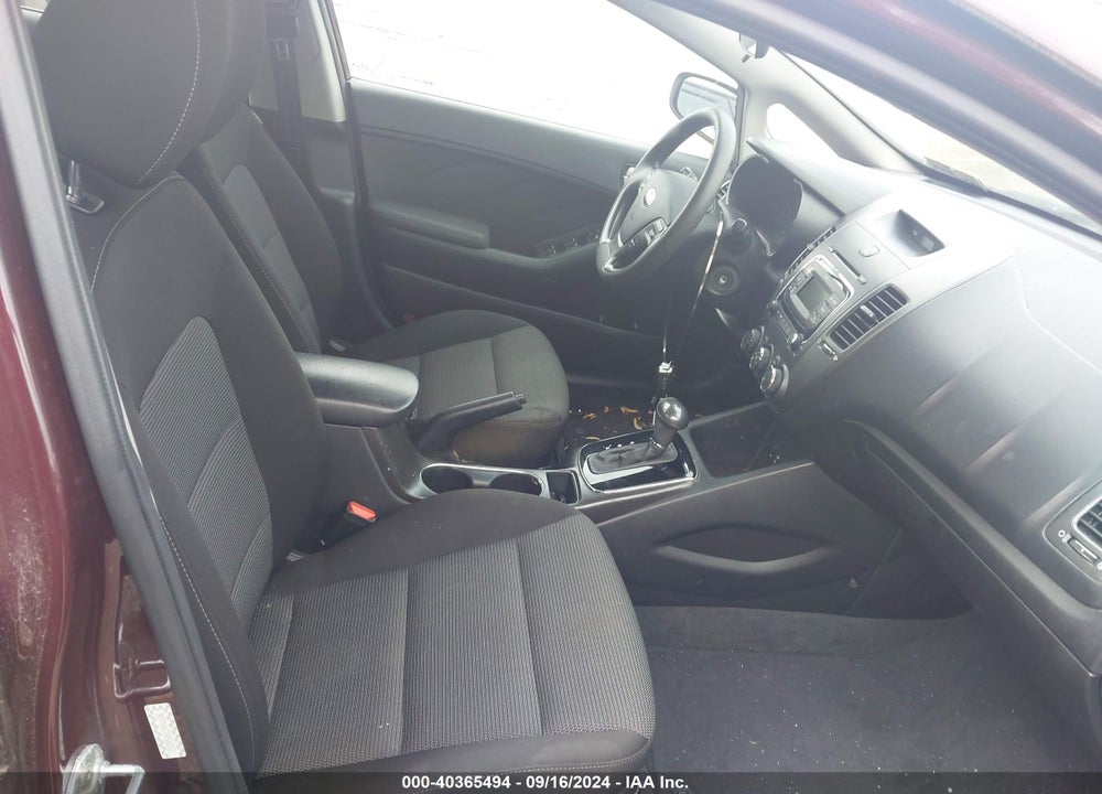 2017 KIA FORTE LX VIN: 3KPFK4A7XHE063021