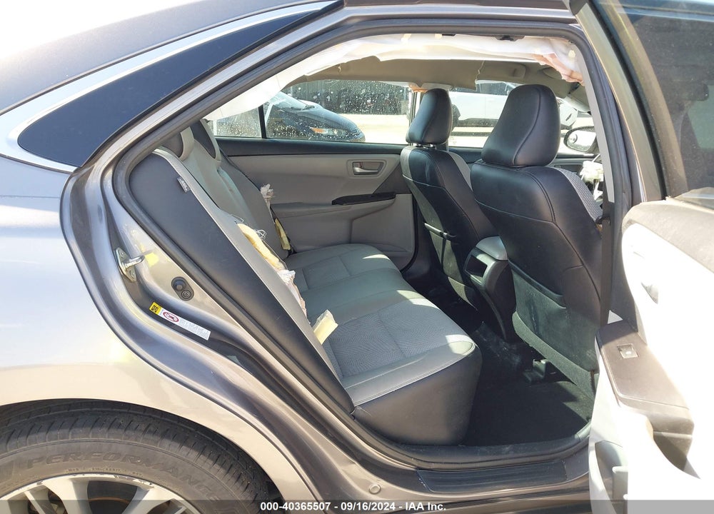 2017 TOYOTA CAMRY SE VIN: 4T1BF1FK7HU646996