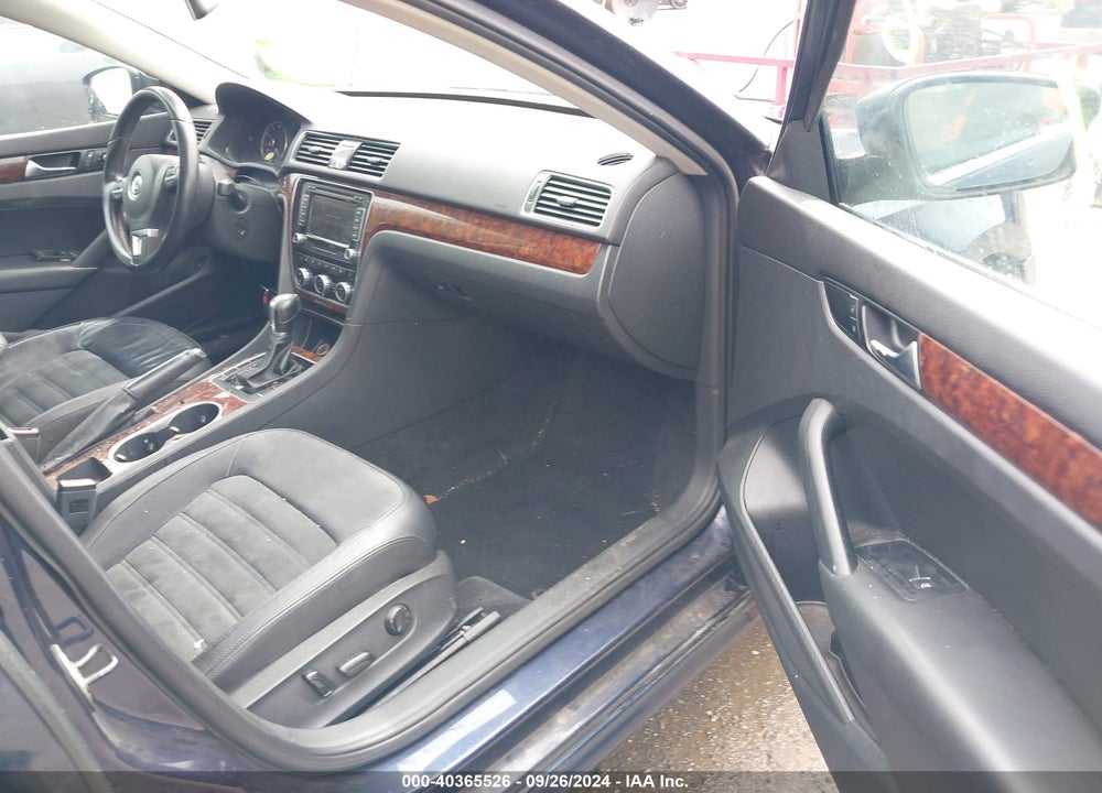 2013 VOLKSWAGEN PASSAT 2.5L SEL PREMIUM VIN: 1VWCP7A31DC044360