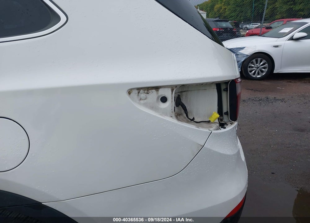 2016 HYUNDAI SANTA FE LIMITED VIN: KM8SRDHF6GU132516