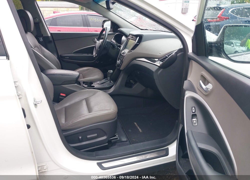 2016 HYUNDAI SANTA FE LIMITED VIN: KM8SRDHF6GU132516