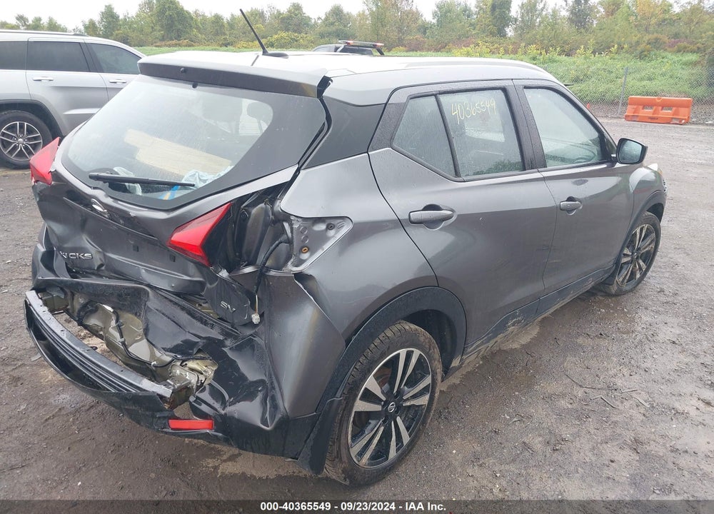 2018 NISSAN KICKS SV VIN: 3N1CP5CU8JL532494