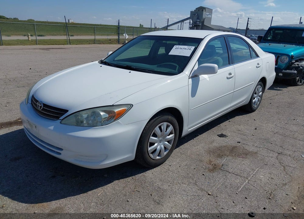 2004 TOYOTA CAMRY LE VIN: 4T1BE32K14U285277