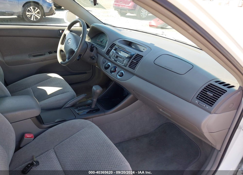 2004 TOYOTA CAMRY LE VIN: 4T1BE32K14U285277