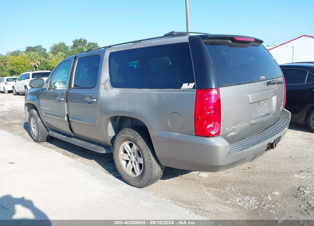 2007 GMC YUKON XL 1500 SLE VIN: 1GKFK163X7J161122