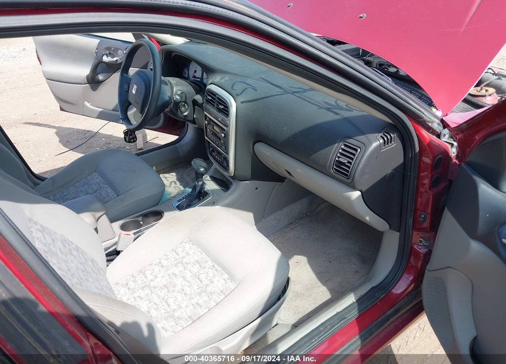 2005 SATURN L300 VIN: 1G8JD54R45Y505203