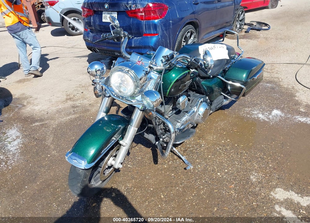 2015 HARLEY-DAVIDSON FLHR ROAD KING VIN: 1HD1FBM14FB604969