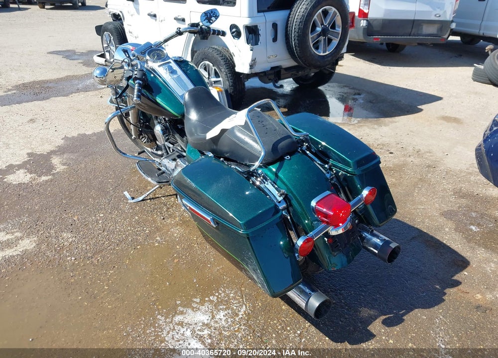 2015 HARLEY-DAVIDSON FLHR ROAD KING VIN: 1HD1FBM14FB604969
