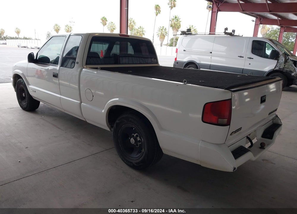 1997 CHEVROLET S-10 LS FLEETSIDE VIN: 1GCCS19XXV8200468