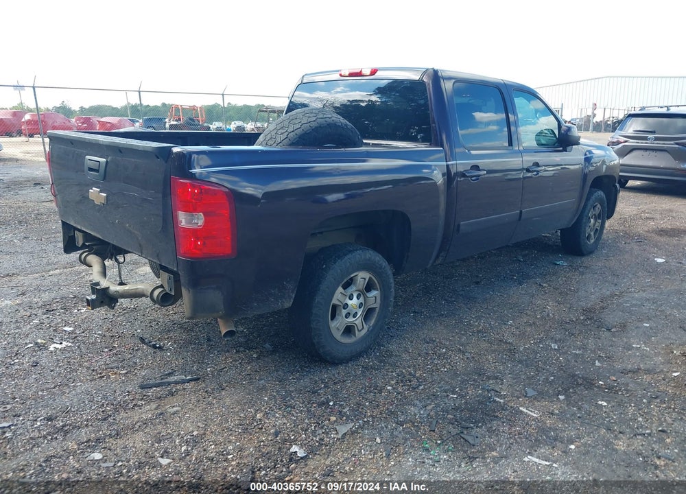 2008 CHEVROLET SILVERADO 1500 LT1 VIN: 2GCEC13J581261602