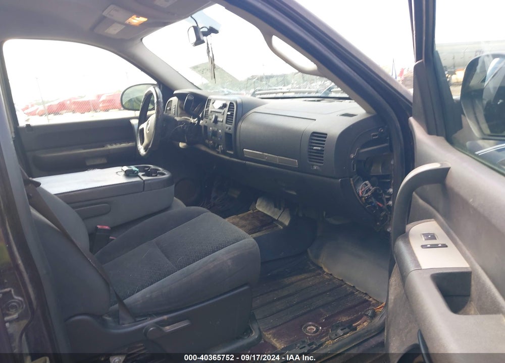 2008 CHEVROLET SILVERADO 1500 LT1 VIN: 2GCEC13J581261602