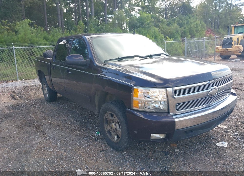 2008 CHEVROLET SILVERADO 1500 LT1 VIN: 2GCEC13J581261602
