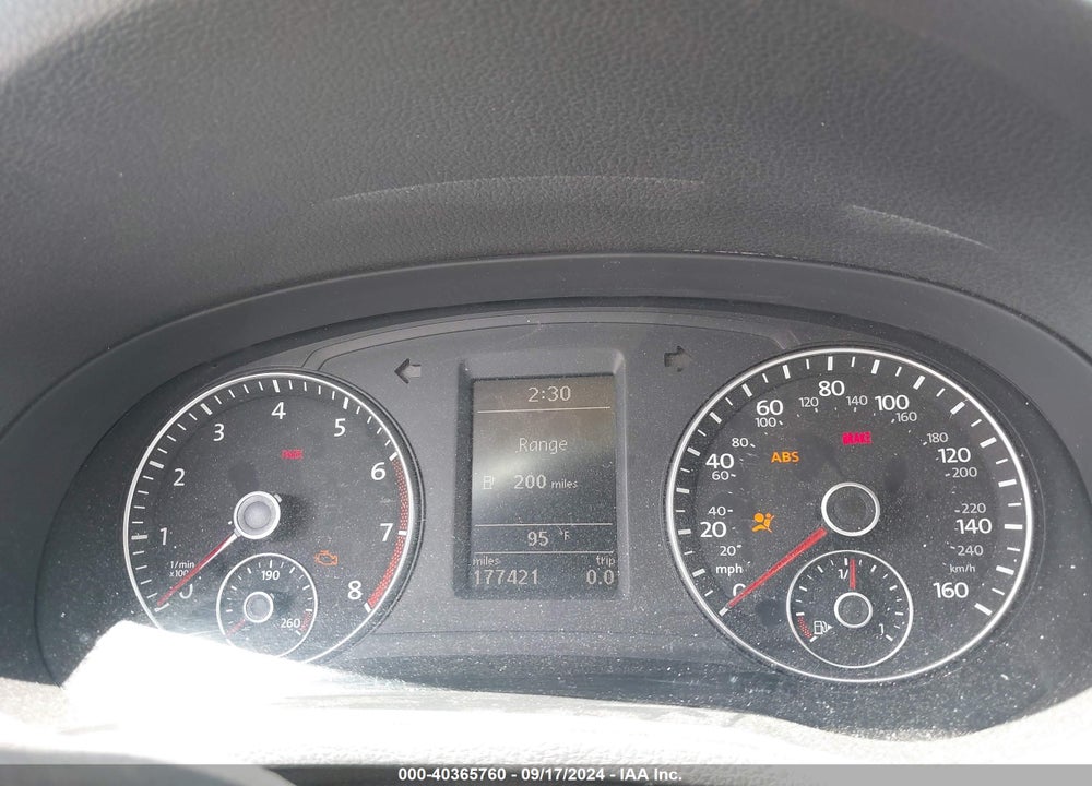 2012 VOLKSWAGEN PASSAT 2.5L SE VIN: 1VWBP7A38CC036105