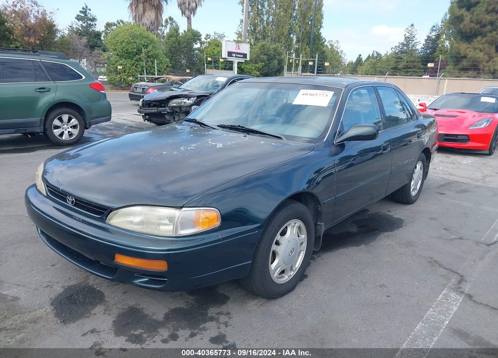 1995 TOYOTA CAMRY LE VIN: JT2GK12E5S0083217