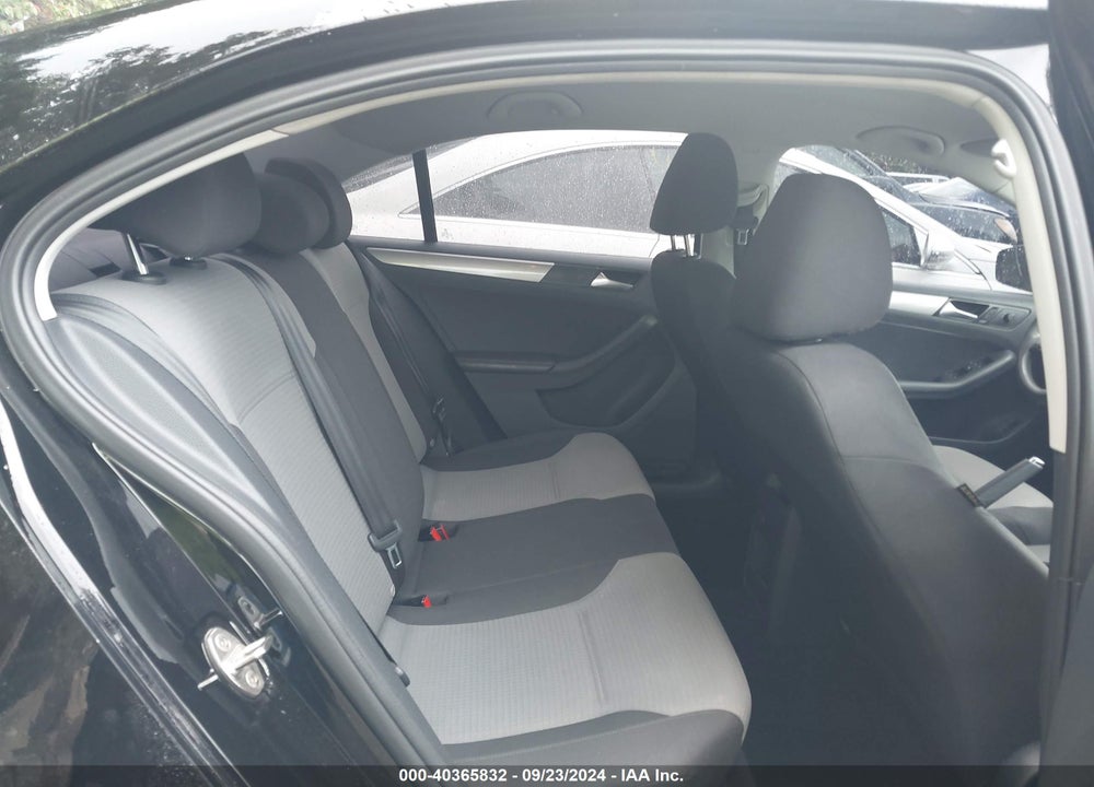 2017 VOLKSWAGEN JETTA 1.4T S VIN: 3VW2B7AJ5HM355884