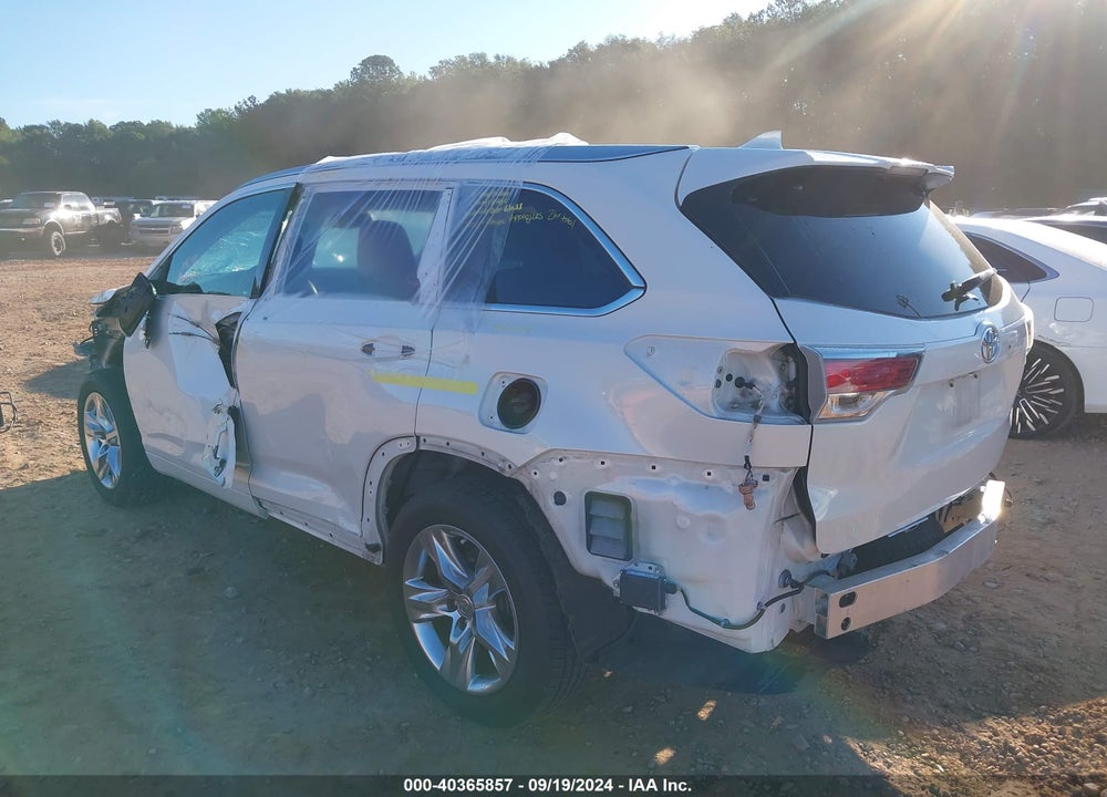 2015 TOYOTA HIGHLANDER LIMITED PLATINUM V6 VIN: 5TDYKRFH3FS058558