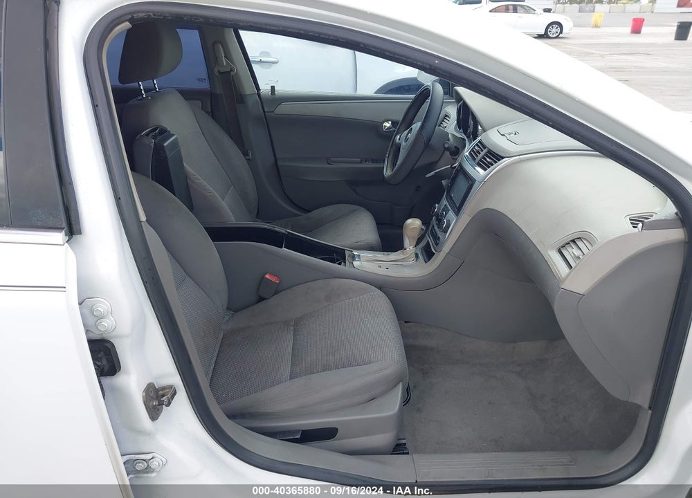 2011 CHEVROLET MALIBU VIN: 1G1ZB5E13BF315691