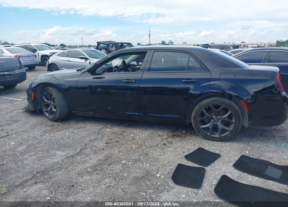 2022 CHRYSLER 300 TOURING VIN: 2C3CCAAG9NH232819