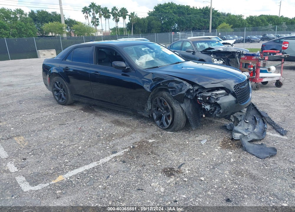 2022 CHRYSLER 300 TOURING VIN: 2C3CCAAG9NH232819