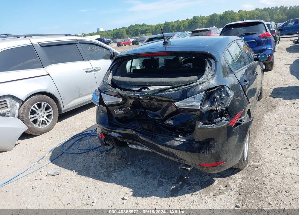 2017 KIA FORTE LX VIN: KNAFK5A89H5674536