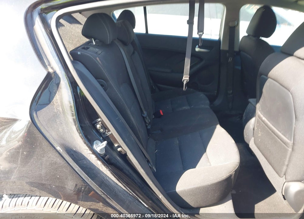 2017 KIA FORTE LX VIN: KNAFK5A89H5674536