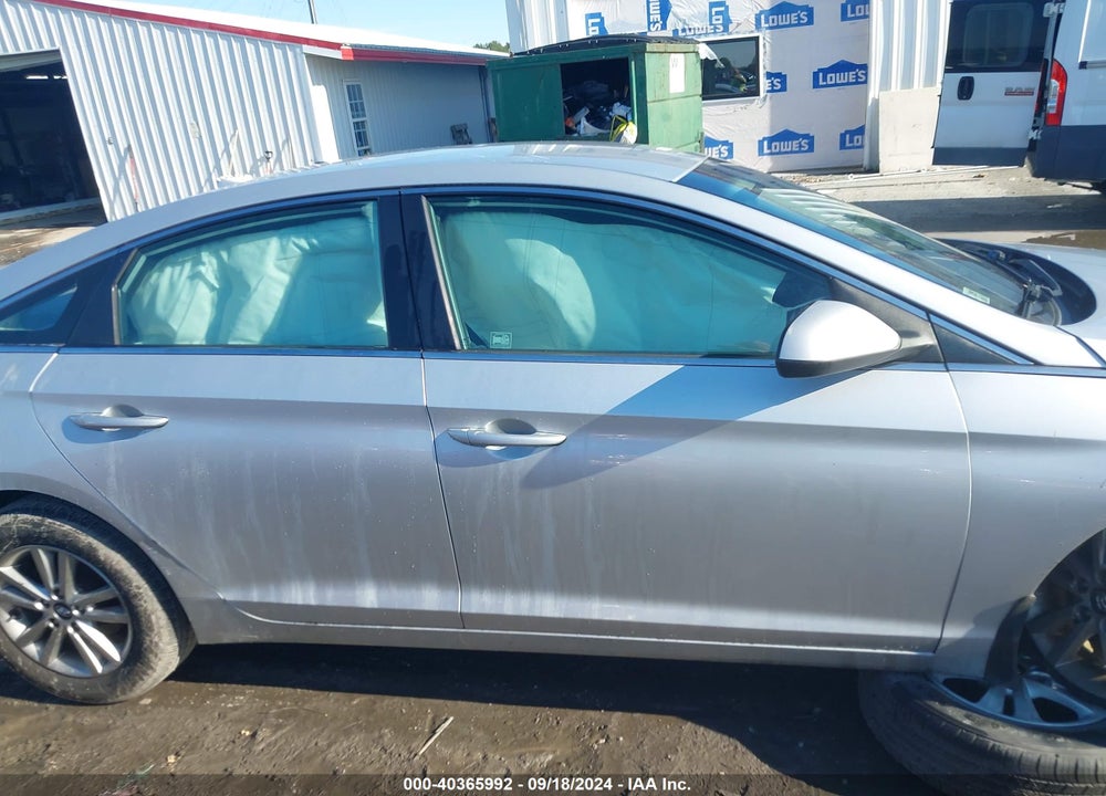 2015 HYUNDAI SONATA SE VIN: 5NPE24AF9FH207153