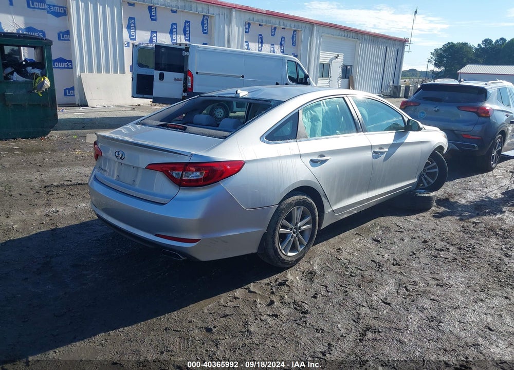 2015 HYUNDAI SONATA SE VIN: 5NPE24AF9FH207153