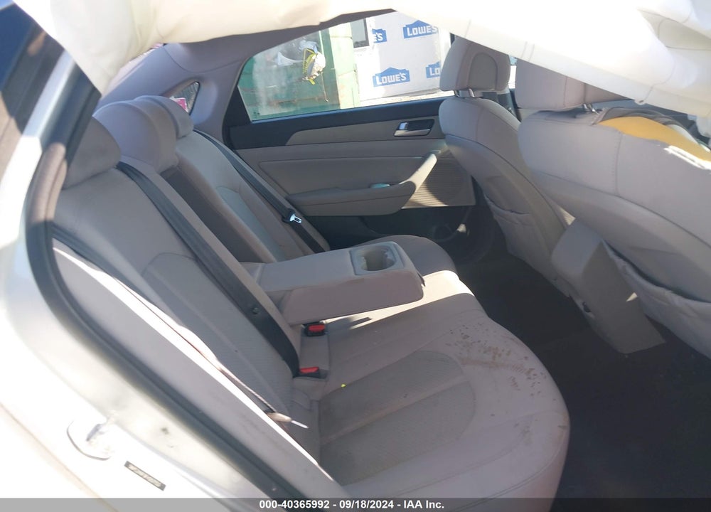 2015 HYUNDAI SONATA SE VIN: 5NPE24AF9FH207153