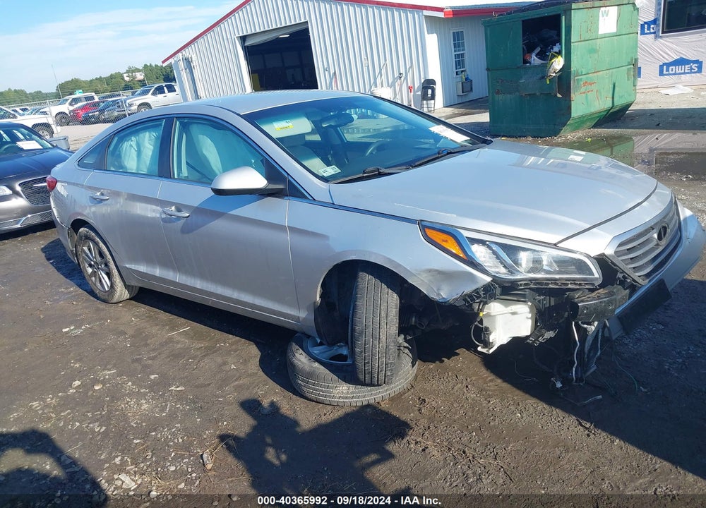 2015 HYUNDAI SONATA SE VIN: 5NPE24AF9FH207153