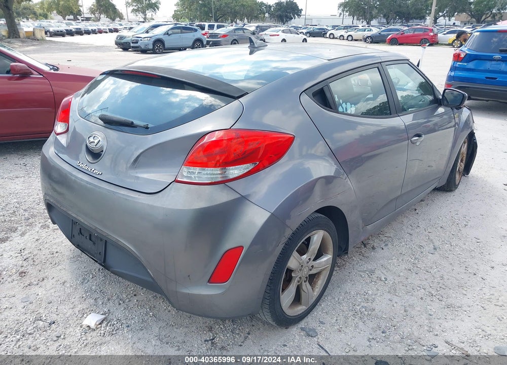 2015 HYUNDAI VELOSTER VIN: KMHTC6AD0FU237075