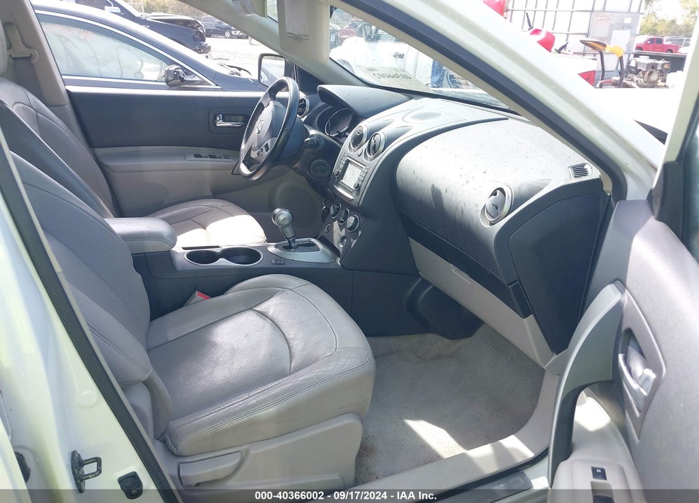 2013 NISSAN ROGUE SV W/SL PKG VIN: JN8AS5MV3DW115491
