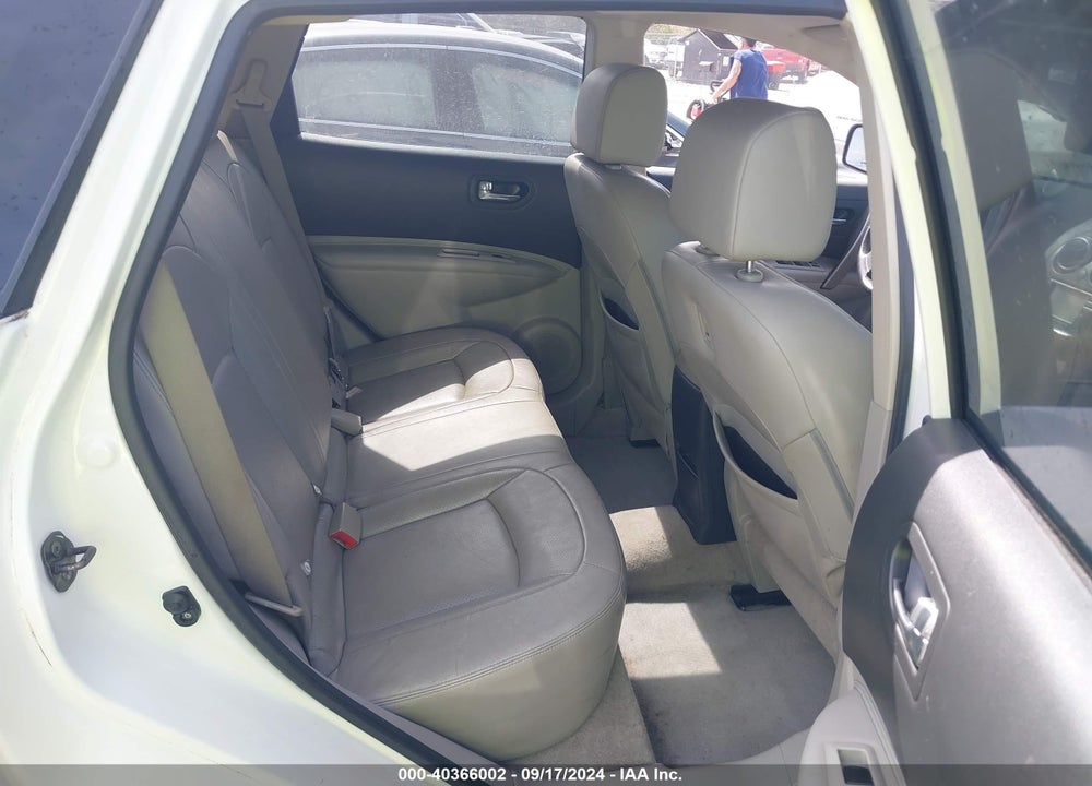 2013 NISSAN ROGUE SV W/SL PKG VIN: JN8AS5MV3DW115491