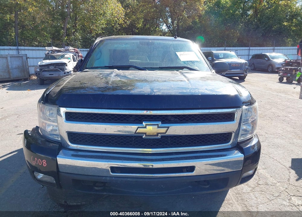 2011 CHEVROLET SILVERADO 1500 LT VIN: 3GCPKSE32BG364913