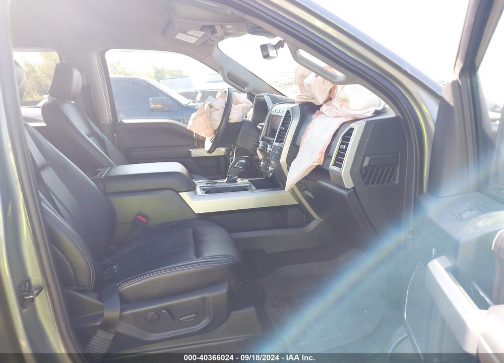 2019 FORD F-150 LARIAT VIN: 1FTEW1E40KKE30883
