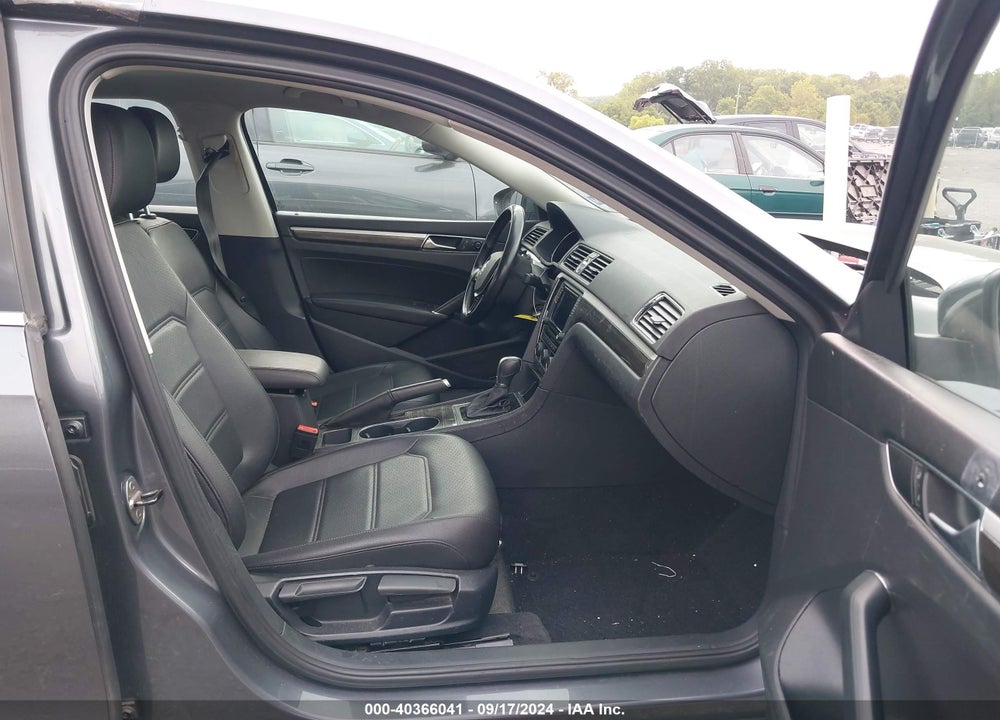 2016 VOLKSWAGEN PASSAT 1.8T SE VIN: 1VWBT7A31GC058545