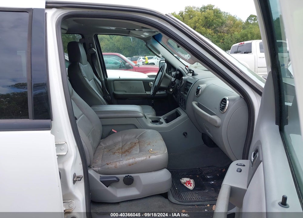 2004 FORD EXPEDITION NBX/XLT VIN: 1FMPU16L24LB27844