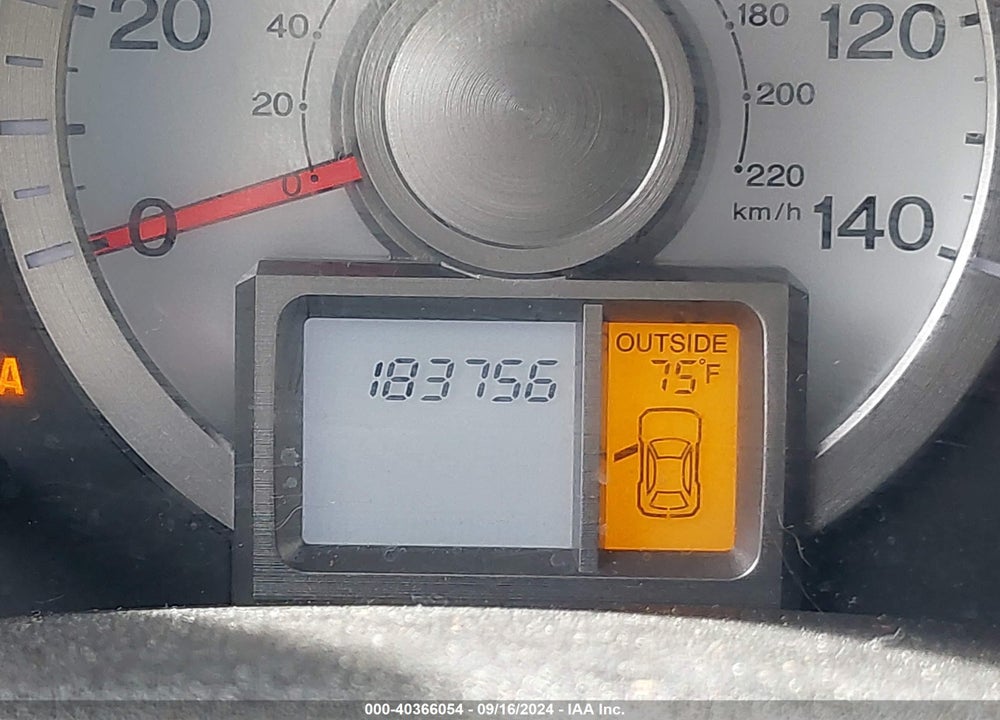 2011 HONDA PILOT EX VIN: 5FNYF4H42BB105529