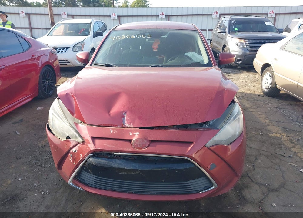 2018 TOYOTA YARIS IA VIN: 3MYDLBYV2JY318411